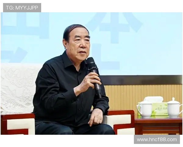 李秀英畅谈王者荣耀职业生涯与成长历程的心路历程